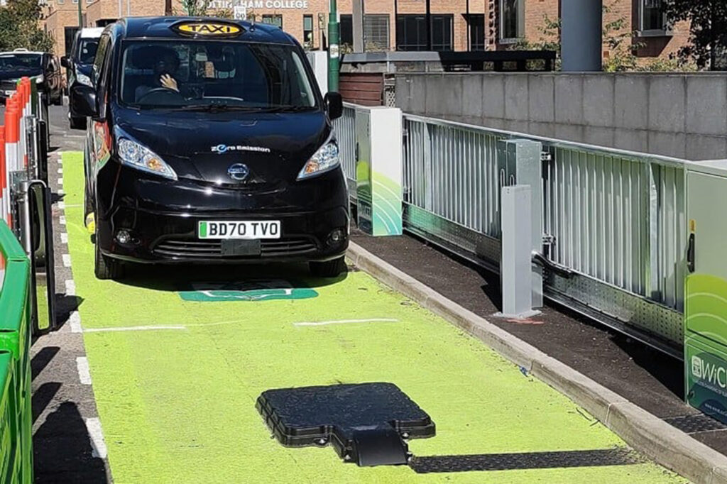 Europe has improved public transportation efficiency through pilot projects, US companies are driving the commercialization of wireless charging, and Asia (China, Japan) is actively promoting and leading in wireless charging research and development.